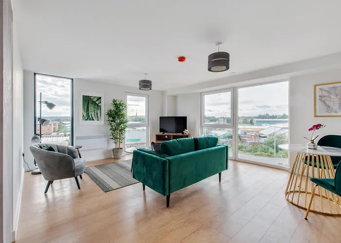 1 Bed Modern In A Converted Mill *