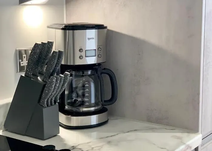 Апартаменти 1 Bed Modern In A Converted Mill *